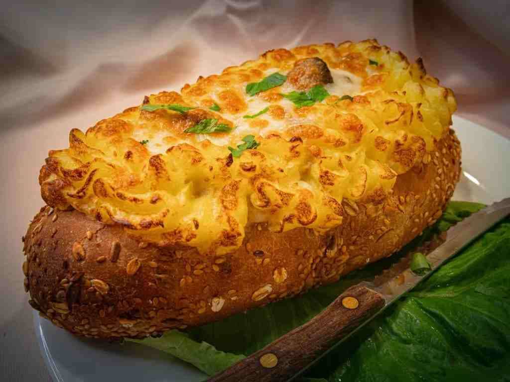 Жаркое из языка в хлебе - DaVinci Restaurant